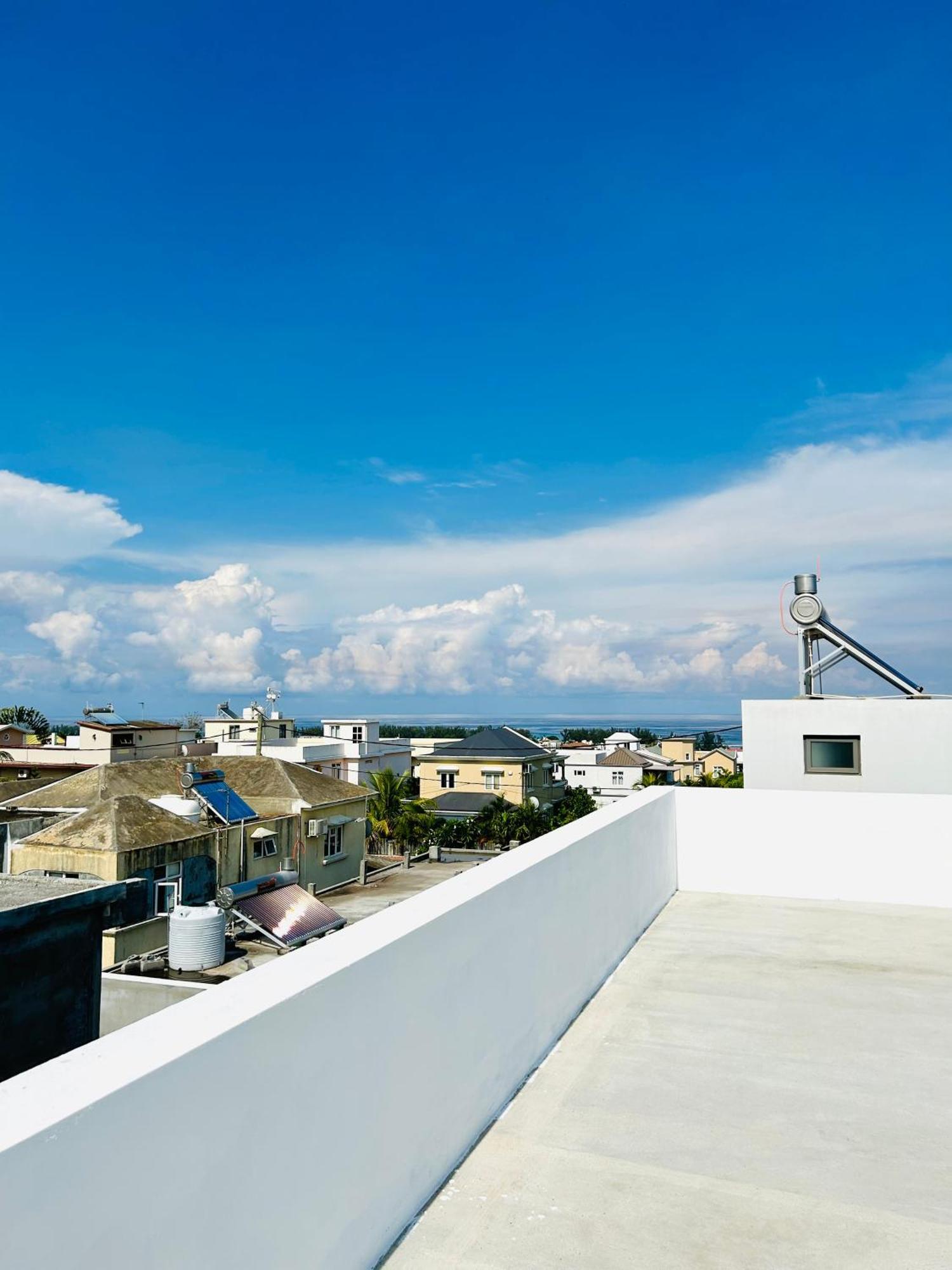 Amazing Sunset View Rooftop. Flic-en-Flacq Εξωτερικό φωτογραφία